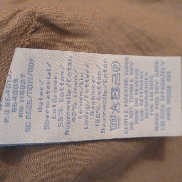 Bodin  Dress below the knees. Brown with black dots throughout the dress. - Picture 6 of 9